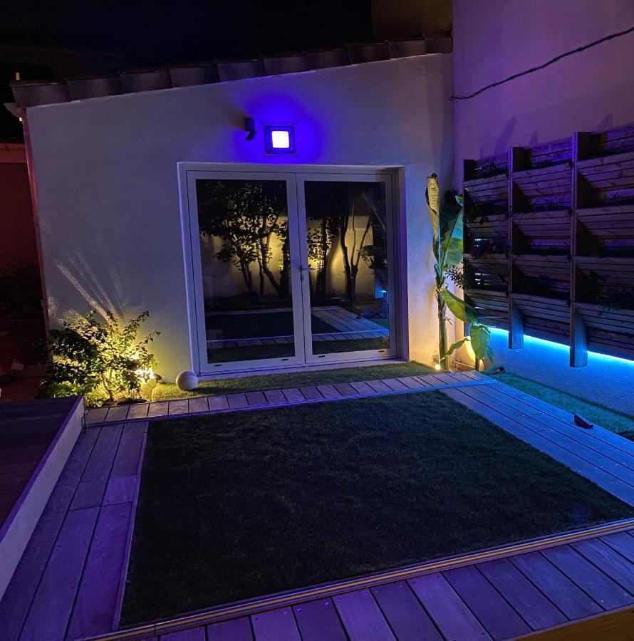 Le 9Ieme Entracte Hotel Марсилия Екстериор снимка